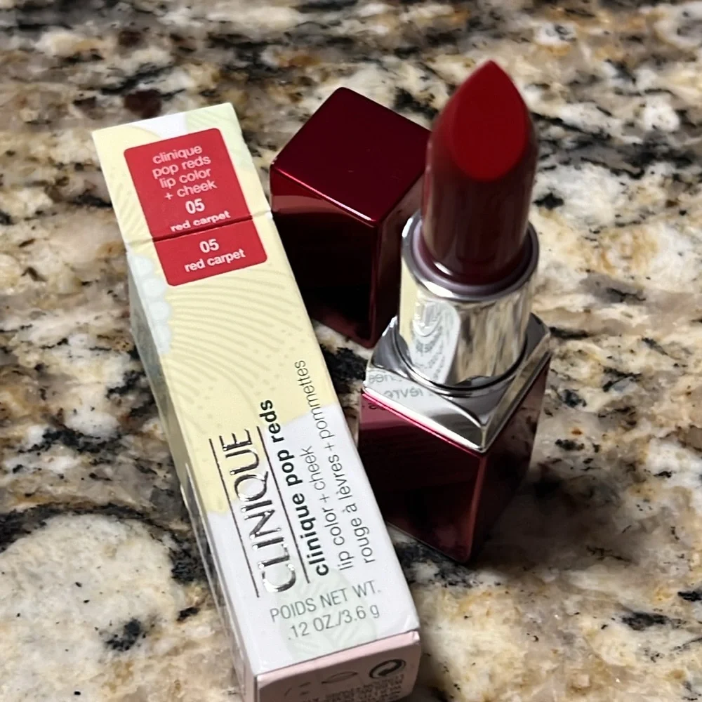 ♣️🌙Clinique Red Carpet Lip Color + Cheek